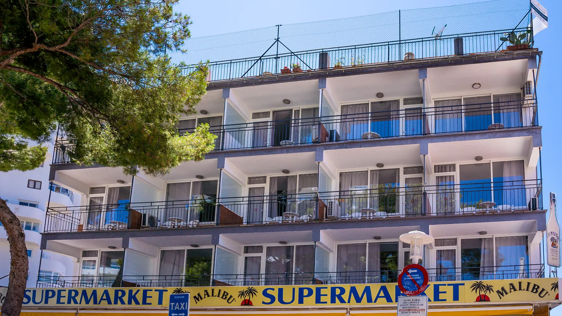New Kensington Apartments - Econotels Magaluf   Magaluf (Mallorca)